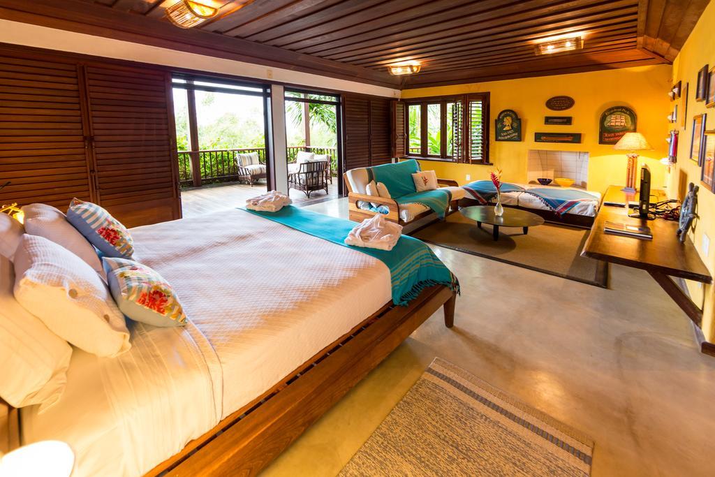 איליה-בלה Casa Vermelha Guest House מראה חיצוני תמונה