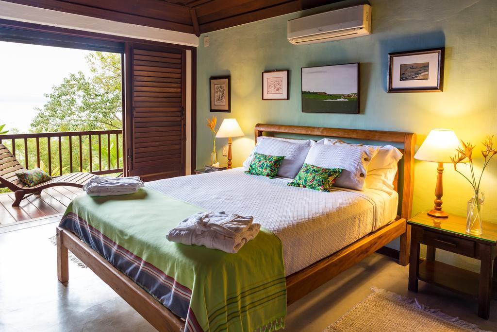 איליה-בלה Casa Vermelha Guest House מראה חיצוני תמונה
